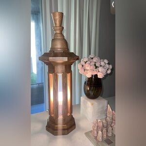 *Rare*
 Ro Sham Beaux Marjorie Wood Lamp